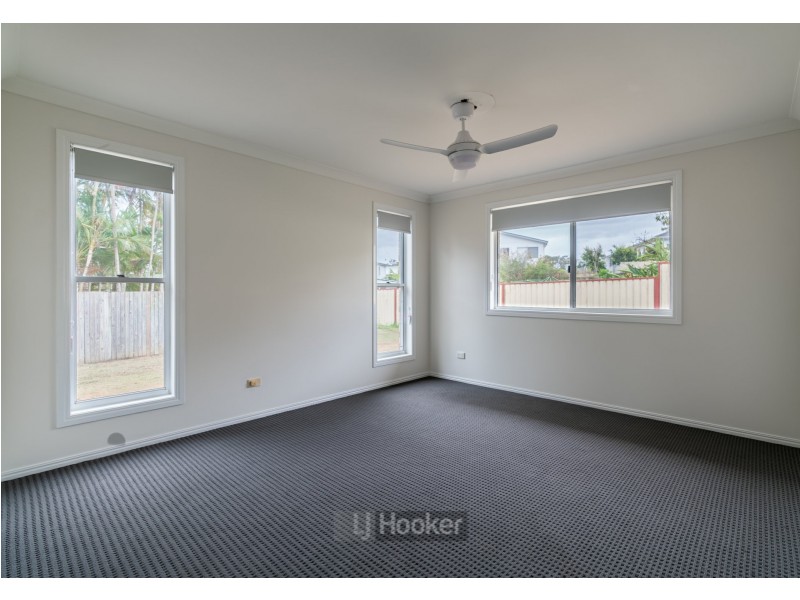 17 Lakewood Avenue, Parkinson QLD 4115