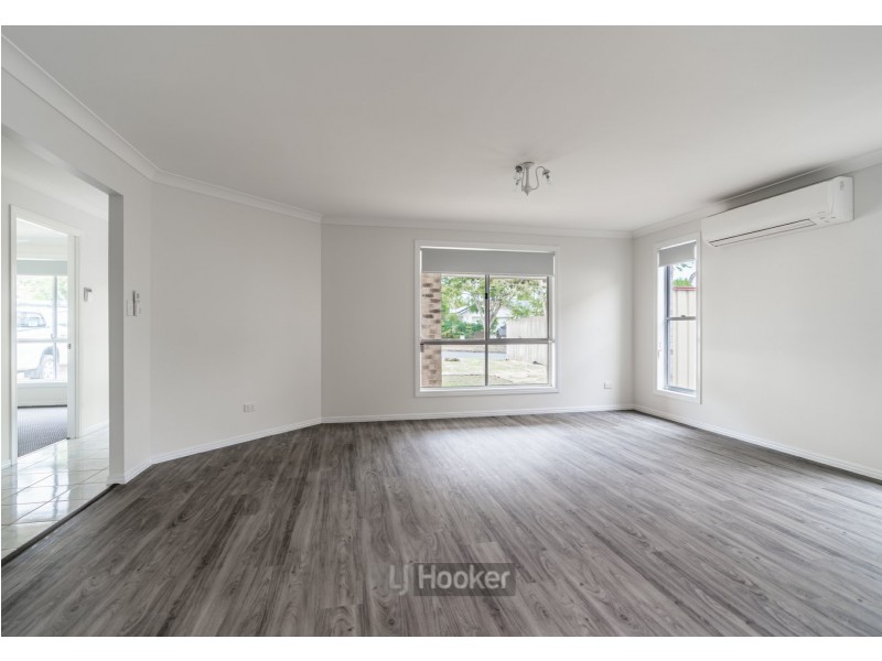 17 Lakewood Avenue, Parkinson QLD 4115