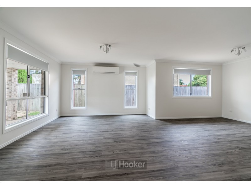 17 Lakewood Avenue, Parkinson QLD 4115