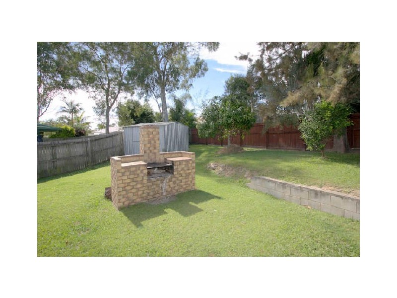 11 Robinson Court, Browns Plains QLD 4118