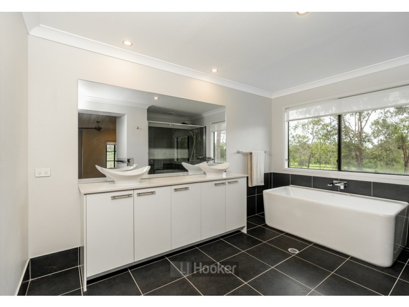 1-5 Equine Place, South Maclean QLD 4280