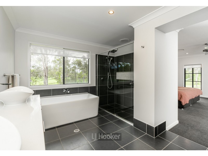 1-5 Equine Place, South Maclean QLD 4280