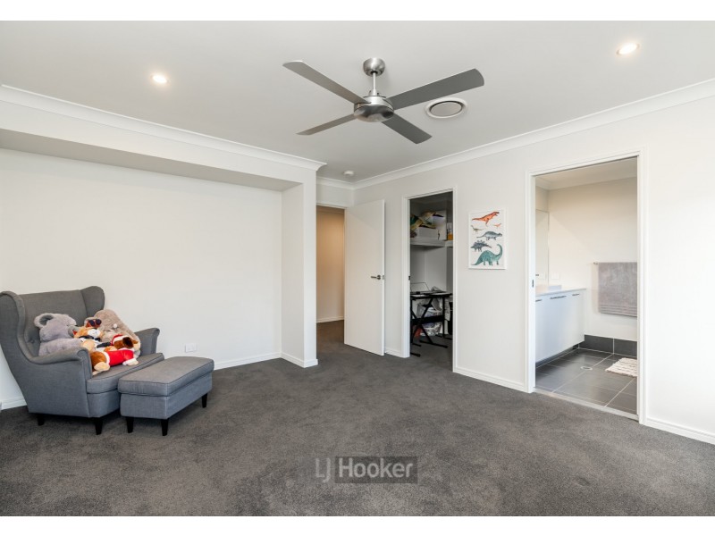 1-5 Equine Place, South Maclean QLD 4280