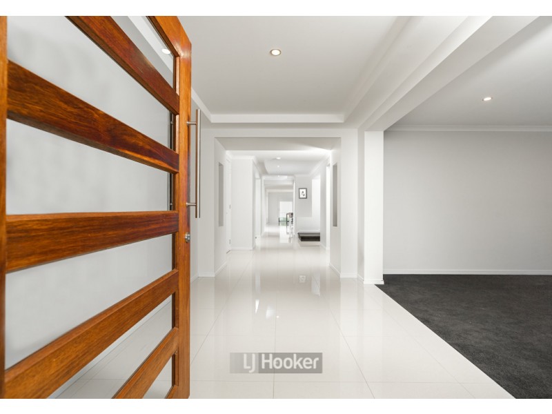 1-5 Equine Place, South Maclean QLD 4280