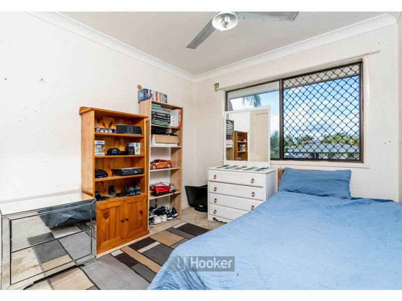 11 Limerick Drive, Crestmead QLD 4132