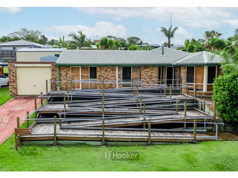 209 Mount Warren Boulevard, Mount Warren Park QLD 4207