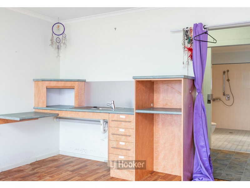 209 Mount Warren Boulevard, Mount Warren Park QLD 4207