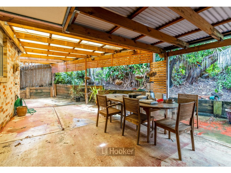 209 Mount Warren Boulevard, Mount Warren Park QLD 4207