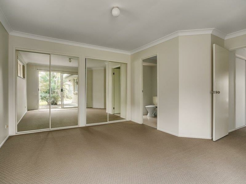 8 Perkins Street, Calamvale QLD 4116