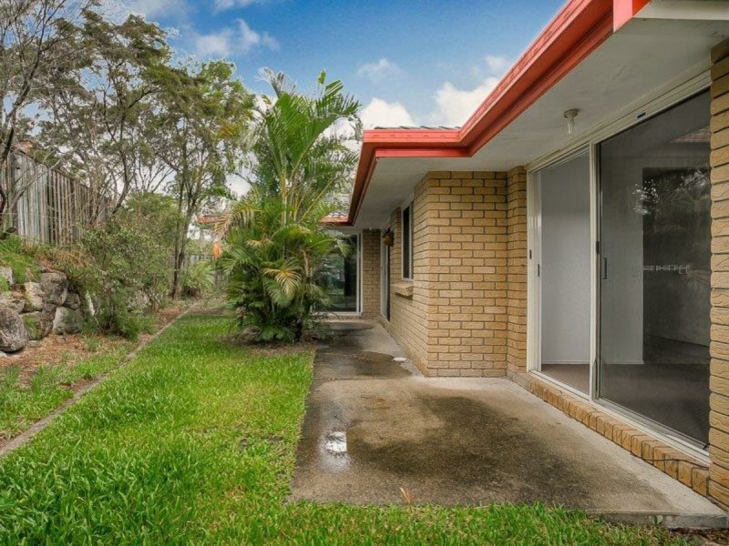 8 Perkins Street, Calamvale QLD 4116