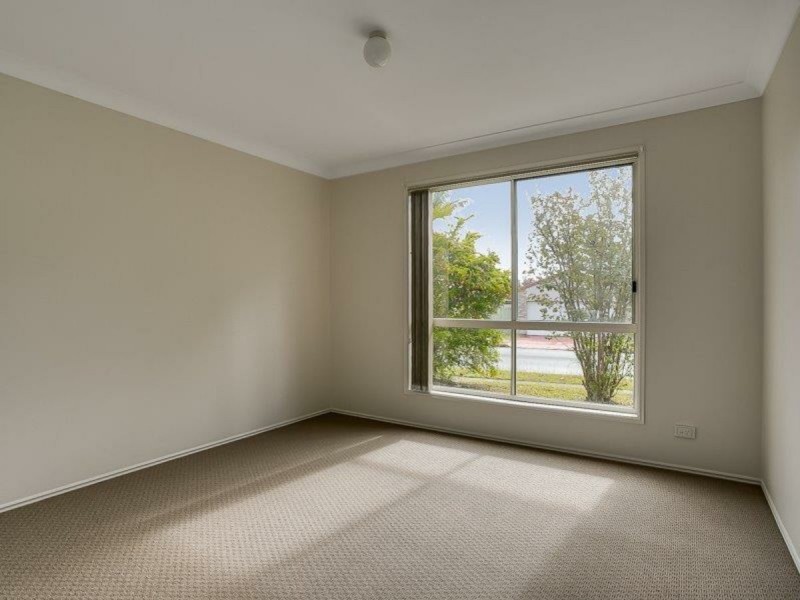 8 Perkins Street, Calamvale QLD 4116