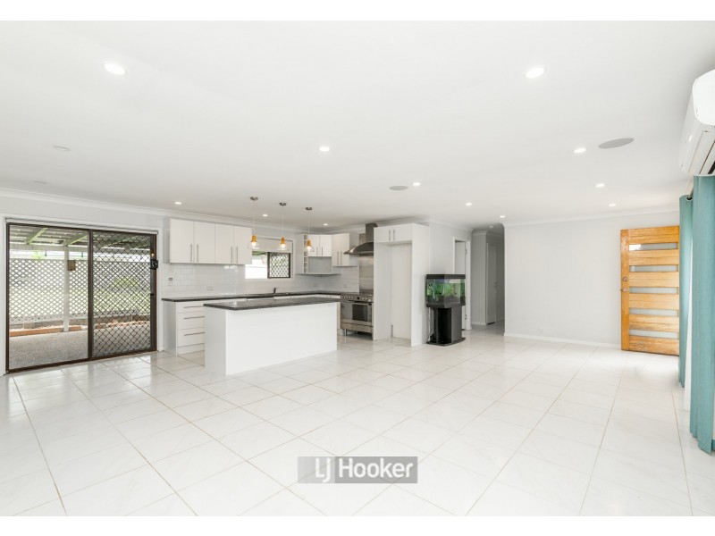 11 Brushbox Street, Crestmead QLD 4132