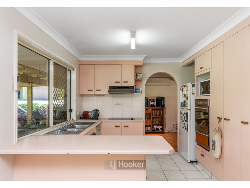 62 Kantenna Street, Park Ridge QLD 4125