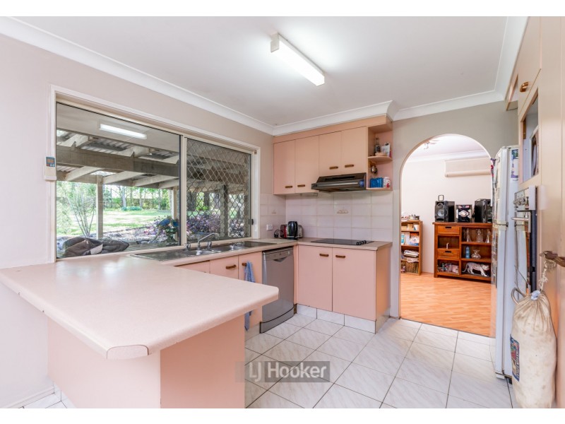 62 Kantenna Street, Park Ridge QLD 4125