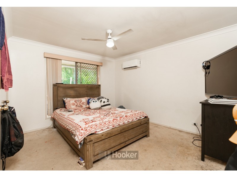 64 Haldham Crescent, Regents Park QLD 4118