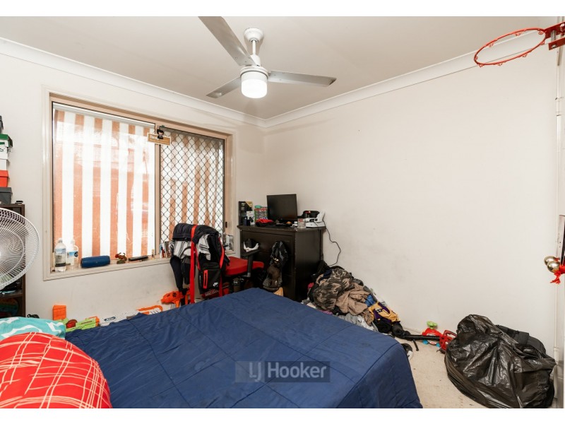 64 Haldham Crescent, Regents Park QLD 4118