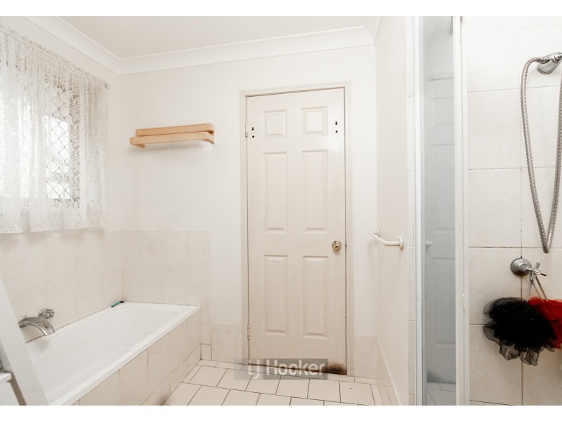 64 Haldham Crescent, Regents Park QLD 4118