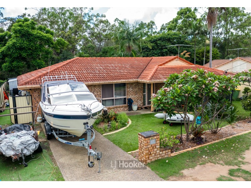 64 Haldham Crescent, Regents Park QLD 4118