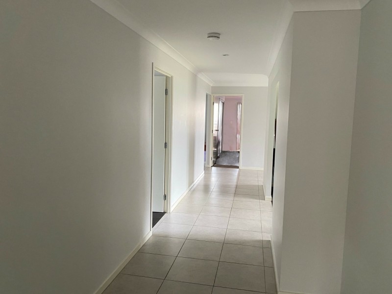 6 Valuniu Place, Boronia Heights QLD 4124