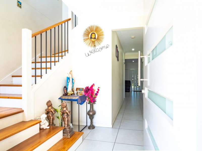 15 Bentley Street, Heathwood QLD 4110