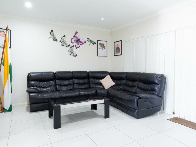 15 Bentley Street, Heathwood QLD 4110