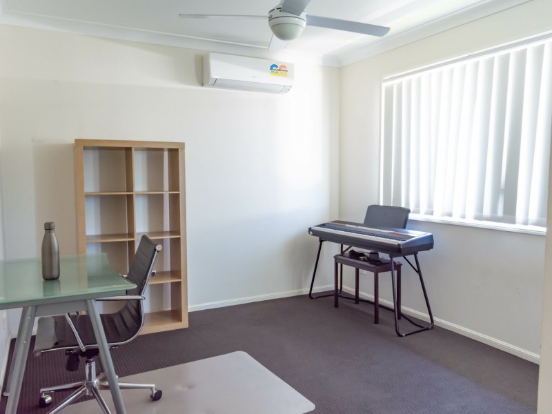 15 Bentley Street, Heathwood QLD 4110