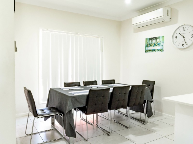 15 Bentley Street, Heathwood QLD 4110