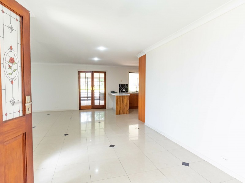 9 Antlia Street, Regents Park QLD 4118