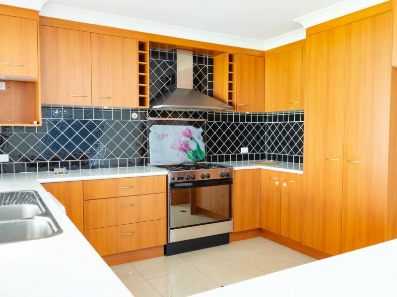 9 Antlia Street, Regents Park QLD 4118