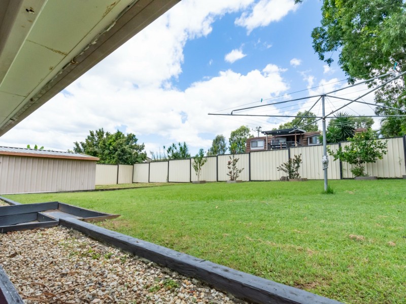 9 Antlia Street, Regents Park QLD 4118