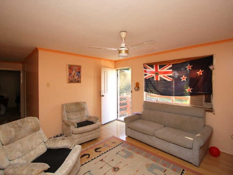 6 Yvonne Drive, Boronia Heights QLD 4124