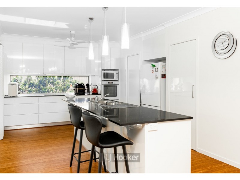 21 Robyn Court, Logan Village QLD 4207