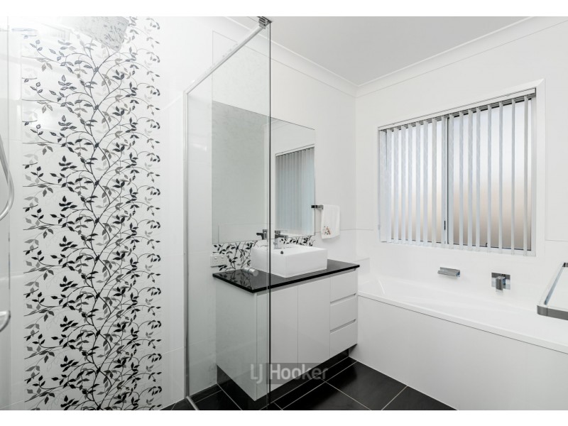 21 Robyn Court, Logan Village QLD 4207