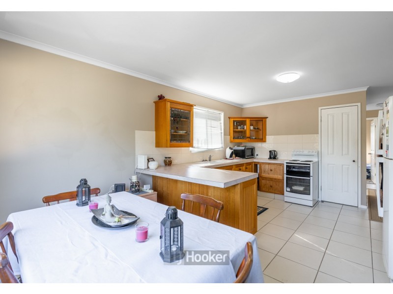 10 Green Road, Regents Park QLD 4118