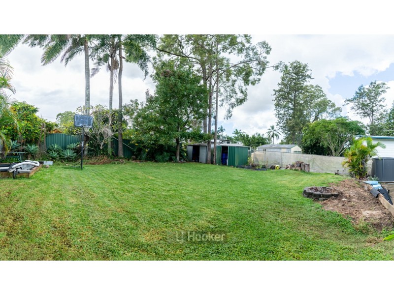 8 Green Road, Regents Park QLD 4118