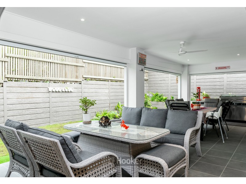 15 Greenaway Street, Greenbank QLD 4124