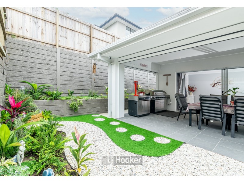 15 Greenaway Street, Greenbank QLD 4124