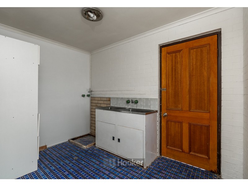 7 Paringa Street, Hillcrest QLD 4118