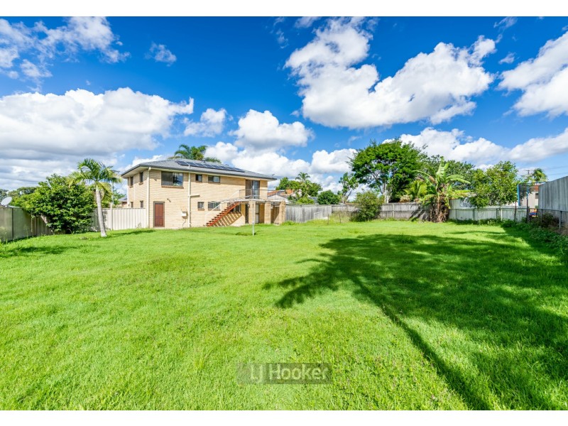 7 Paringa Street, Hillcrest QLD 4118