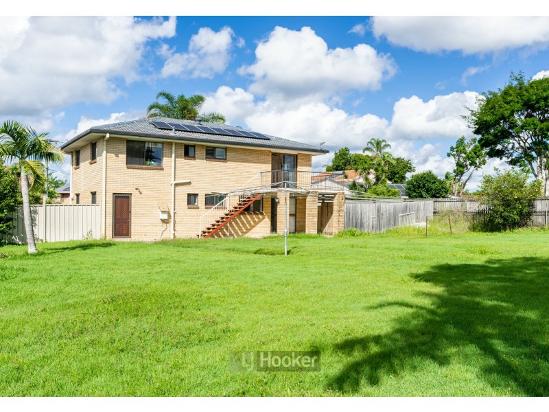 7 Paringa Street, Hillcrest QLD 4118