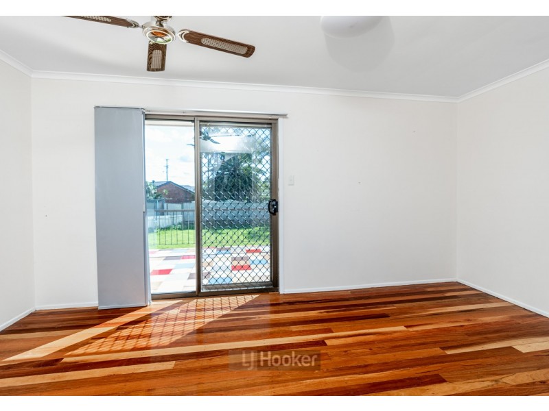 7 Paringa Street, Hillcrest QLD 4118