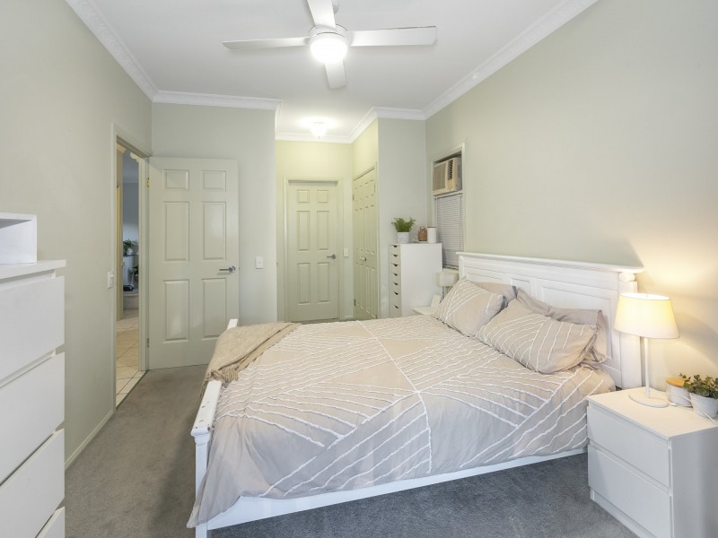 2 Queens Court, Forest Lake QLD 4078