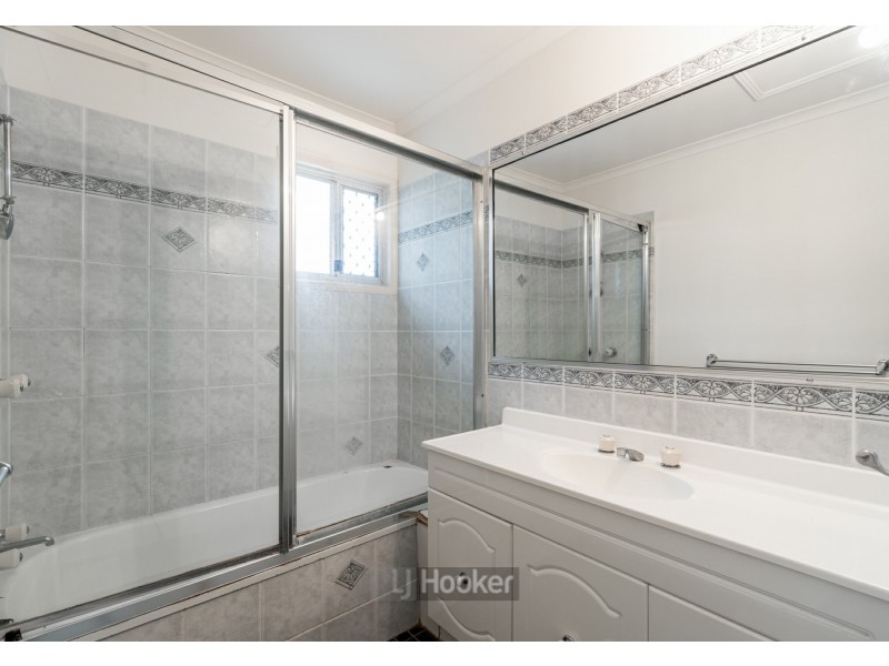 17 Yvonne Drive, Boronia Heights QLD 4124