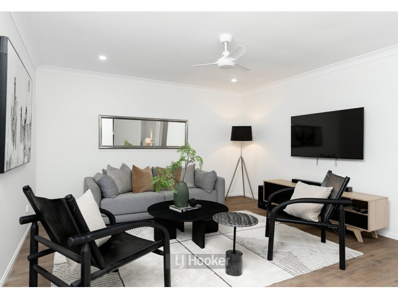 14 Agathis Place, Forest Lake QLD 4078
