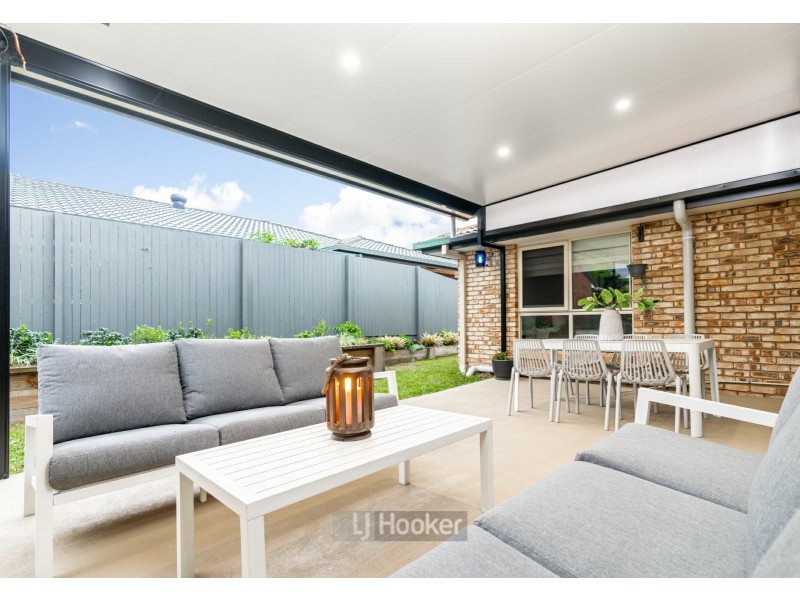 14 Agathis Place, Forest Lake QLD 4078