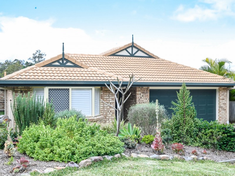 14 Agathis Place, Forest Lake QLD 4078