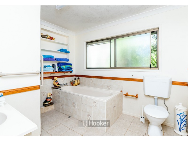 7 Feather Close, Forestdale QLD 4118