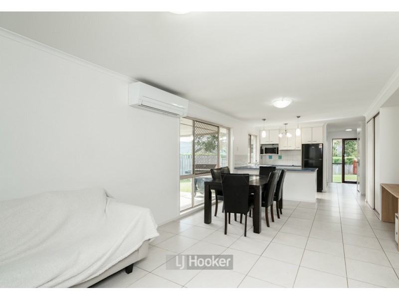 13 Forestgum Grove, Regents Park QLD 4118