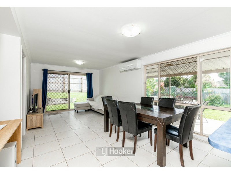 13 Forestgum Grove, Regents Park QLD 4118