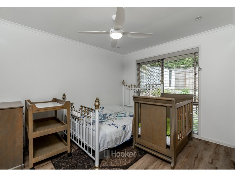 13 Forestgum Grove, Regents Park QLD 4118